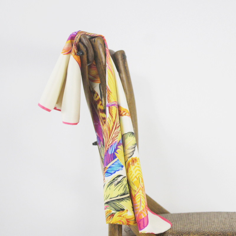 Hair Wrap Head Scarf 130 Sauqre Silk Scarf Top Indian Feather Printed Bandana Vintage Neck Foulard Femme Headwrap Versatile Accessory