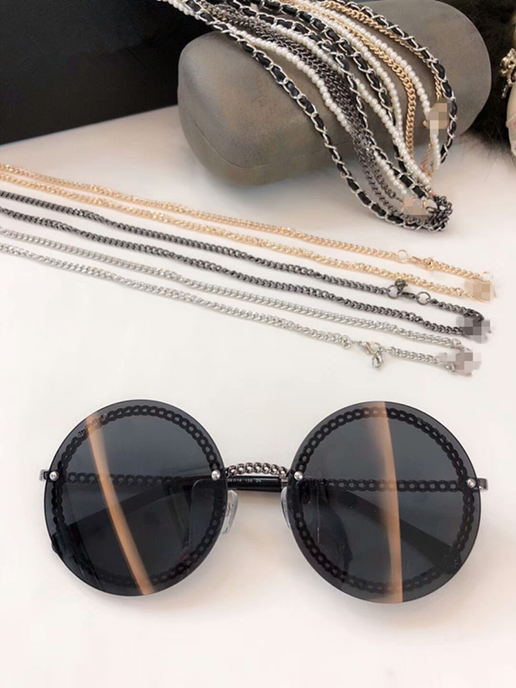 2020 New High-quality Hottest HC4245 round chain style sunglasses UV400 quality metal exqusite leather pearl chain 50-140 full-case outlet
2020 New High-quality Hottest HC4245 round chain style sunglasses UV400 quality metal exqusite leather pearl chain 50-140 full-case outlet