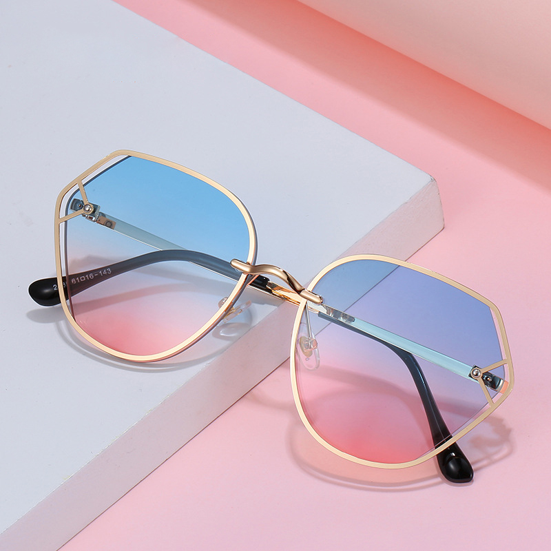 Sunglasses Women Gradient Color Lens Summer Sun Glasses Female Oculos Shades for Women
Sunglasses Women Gradient Color Lens Summer Sun Glasses Female Oculos Shades for Women
