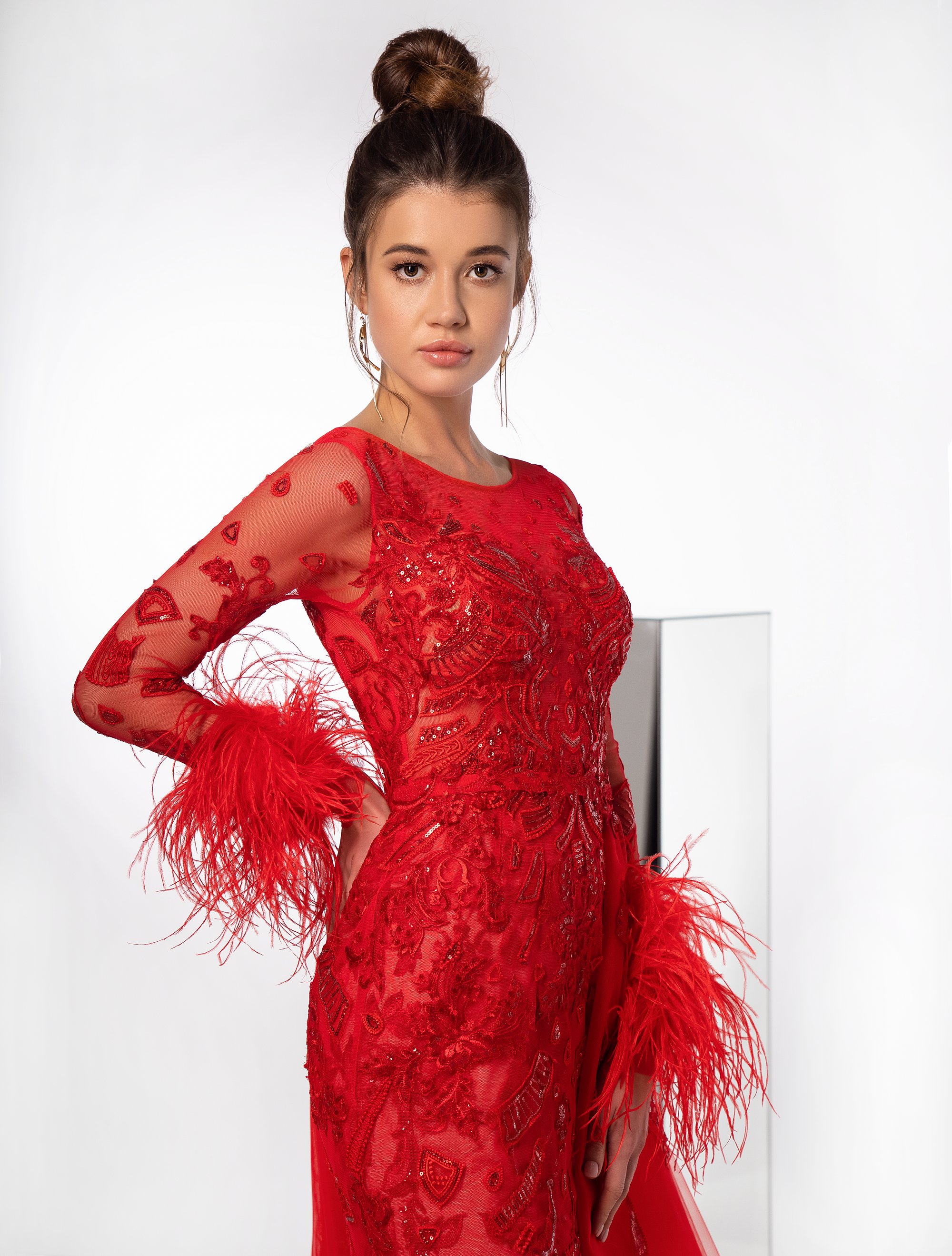 Modest Feather Mermaid Prom Dresses With Detachable Train Full Lace Long Sleeve 2021 Red Formal Evening Gowns Vestidos De Soiree