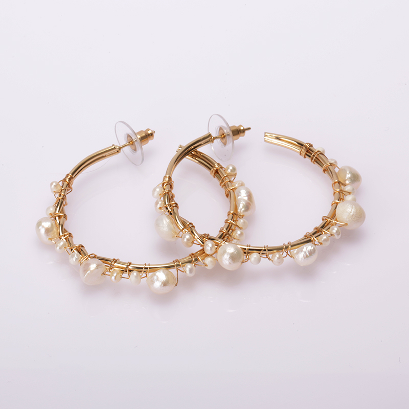 5 Pairs/lot Natural White Freshwater Pearl Gold Wire-wrapped Vine Charm Big Hoop Earrings Daily Jewelry For Woman
5 Pairs/lot Natural White Freshwater Pearl Gold Wire-wrapped Vine Charm Big Hoop Earrings Daily Jewelry For Woman