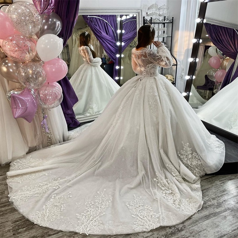 2021 Luxury Ball Gown Wedding Dresses Long Sleeves Beads Sequins Appliqued Wedding Gowns Saudi Arabian Dubai Custom Made Bridal Dress