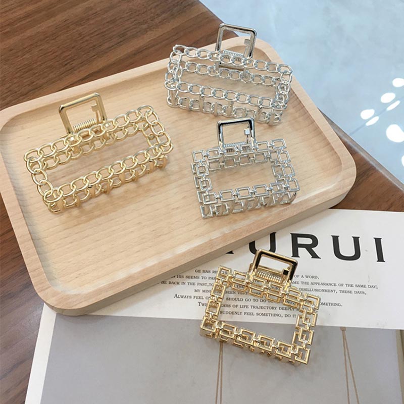 Geometric Hair Claw Clamps Metal Alloy Hair Crab Clamps Charm Lady Clips Retro Make up Hairdress Styling Tool
Geometric Hair Claw Clamps Metal Alloy Hair Crab Clamps Charm Lady Clips Retro Make up Hairdress Styling Tool