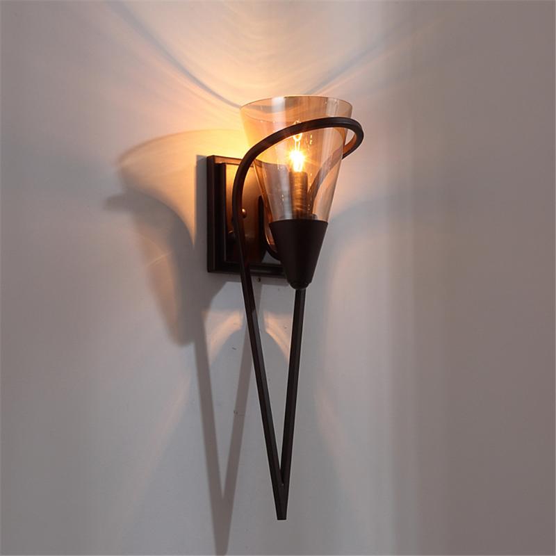American retro industrial decor led wall lamp for bedroom bedside vintage lighting bar stairs country indoor stained glass light
American retro industrial decor led wall lamp for bedroom bedside vintage lighting bar stairs country indoor stained glass light