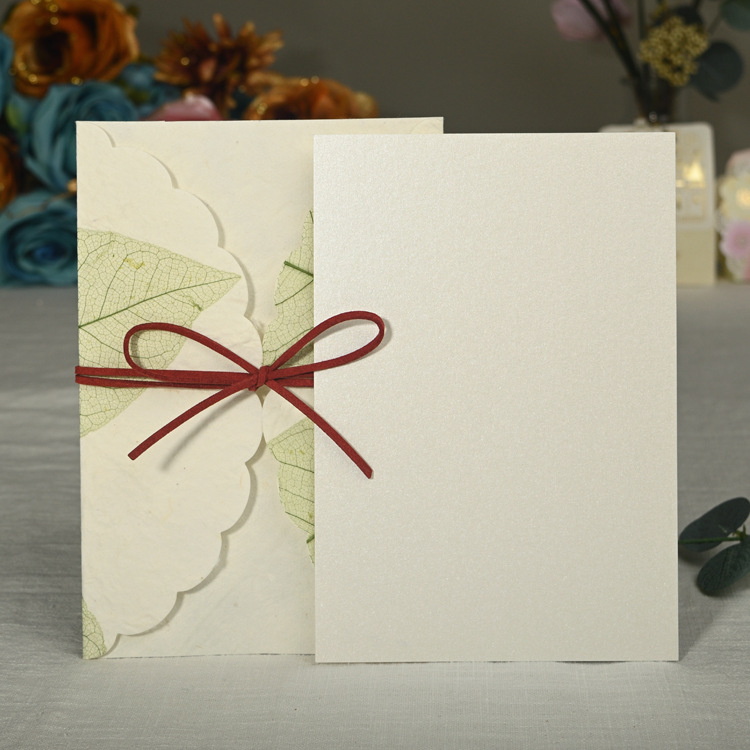 2020 Unique Hollow Engraving Wedding Invitations Creative Brides Couples Cards Red Cover Foil Stamping Vintage Wedding Invitation