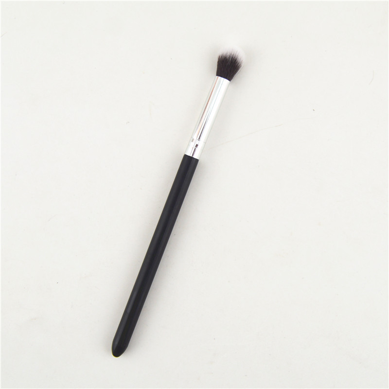 2020 new single 2 in 1 nose shadow blending brush for makeup new beginners makeup brush highlight brush