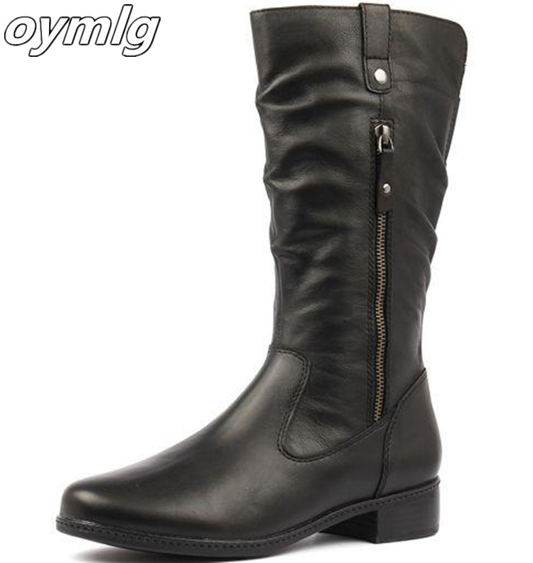 New 2020 Fashion Motorcycle Boots Winter Women Plush Warm Mid Calf Boots Square Heel Pu Zipper Botas Mujer Invierno 35-43, Wine red
New 2020 Fashion Motorcycle Boots Winter Women Plush Warm Mid Calf Boots Square Heel Pu Zipper Botas Mujer Invierno 35-43, Wine red