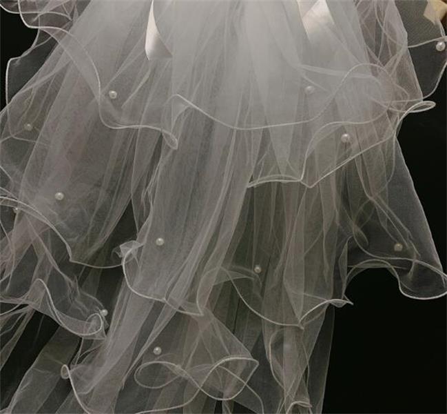 2020 Best Selling Cheap Wedding Veils Short Length Four Layer Beaded Veil Veu De Noiva Wedding Veil
