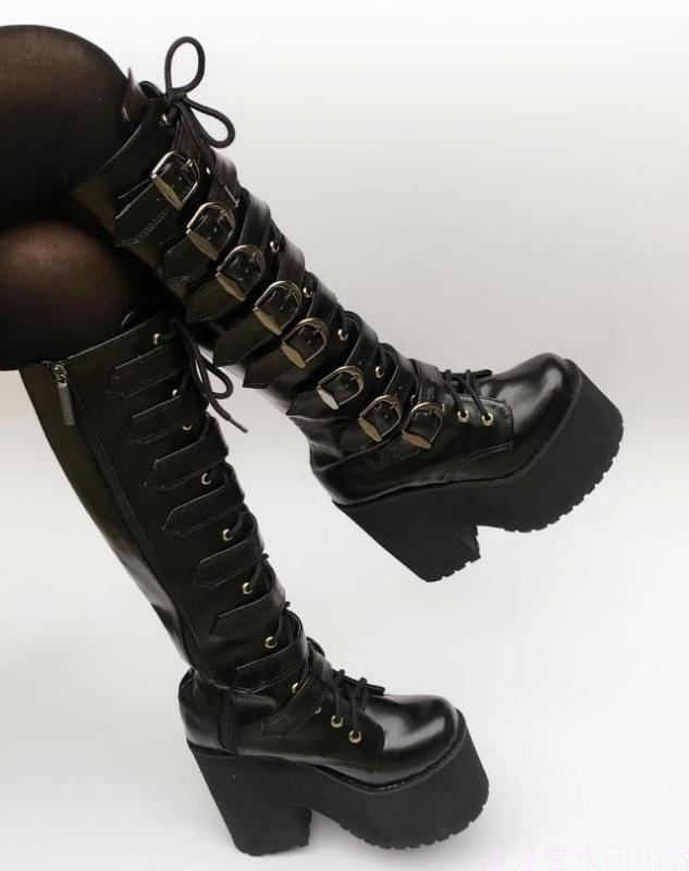 Japanese Harajuku High Platform Chunky Heel Cosplay Knee-High Boots Women Black Leather Belt Buckle Gothic Punk High Boots Zip
Japanese Harajuku High Platform Chunky Heel Cosplay Knee-High Boots Women Black Leather Belt Buckle Gothic Punk High Boots Zip