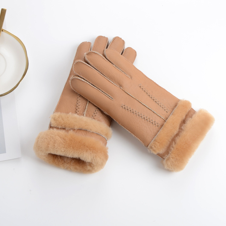 445656 New Fashion sheepskin Leather gloves winter keep warm Gloves Women cycling white Ladies mittens
445656 New Fashion sheepskin Leather gloves winter keep warm Gloves Women cycling white Ladies mittens