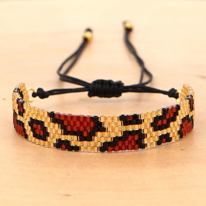 2020 Fashion Leopard Bracelets Women Beads Hand Chain Handmade Gift Beads Bracelet Leopard Pulseras Jewelry Handmade Armband
2020 Fashion Leopard Bracelets Women Beads Hand Chain Handmade Gift Beads Bracelet Leopard Pulseras Jewelry Handmade Armband