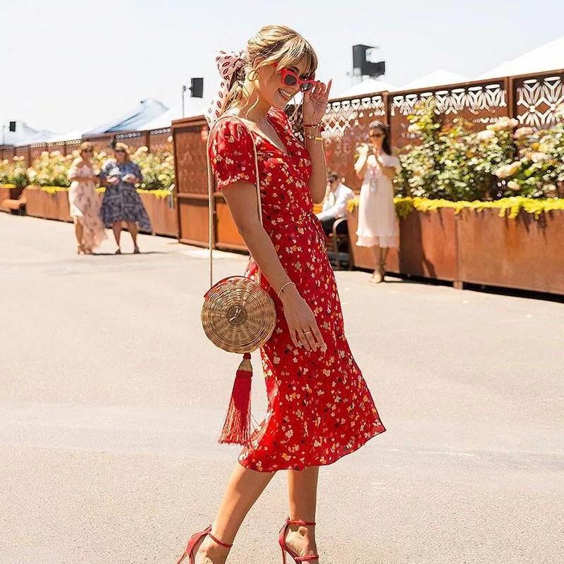 2020 Sweet Red Floral Print A-Line Dress Summer V-Neck Wrap Bow Tie Split Dress 90s Streetwear Casual Dresses Vestido Sundress, Navy blue
2020 Sweet Red Floral Print A-Line Dress Summer V-Neck Wrap Bow Tie Split Dress 90s Streetwear Casual Dresses Vestido Sundress, Navy blue