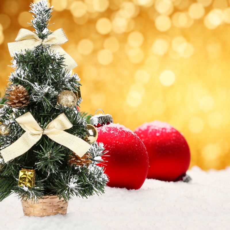 Luxury 40CM Tall Battery Powered Tabletop Christmas Tree Hanging Decorations Pine Tree Christmas Decor For Home (Battery Not
Luxury 40CM Tall Battery Powered Tabletop Christmas Tree Hanging Decorations Pine Tree Christmas Decor For Home (Battery Not