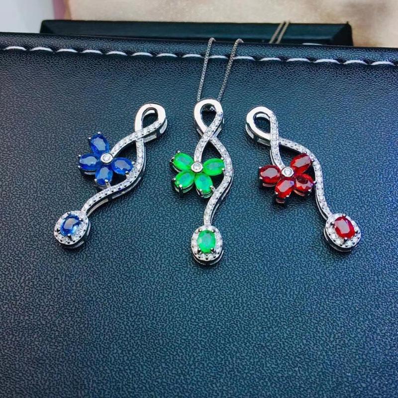 new style green natural emerald gemstone collarbone necklace with silver jewelry :red green blue colour for choice
new style green natural emerald gemstone collarbone necklace with silver jewelry :red green blue colour for choice