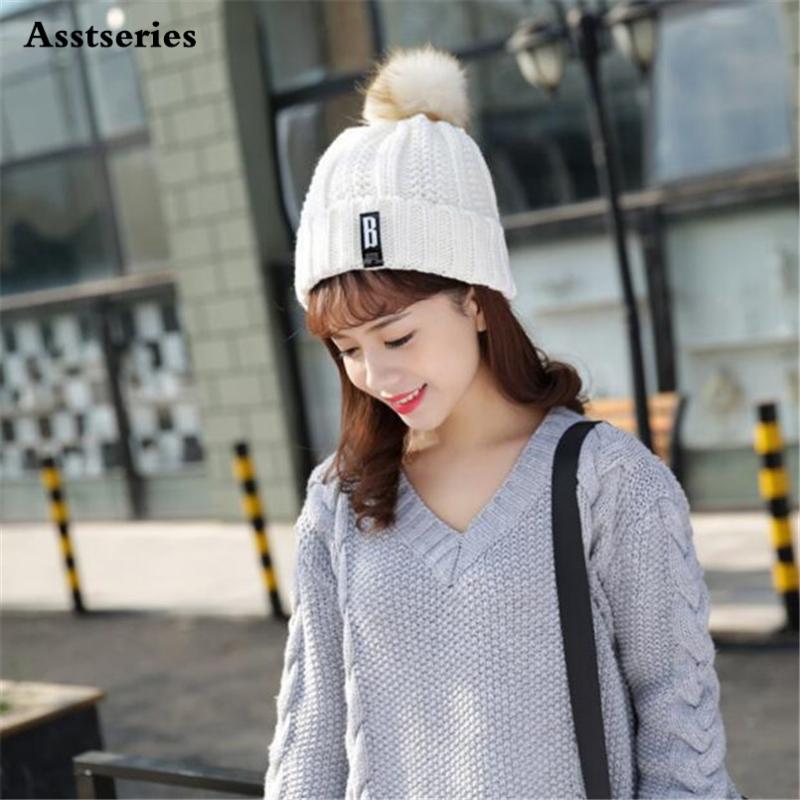 2020 Women Hat The Hundreds Brand New High-Quality Women Winter Mink The Ball Ski Fur Hat Pom Poms knitted Hats Made 0f, Red
2020 Women Hat The Hundreds Brand New High-Quality Women Winter Mink The Ball Ski Fur Hat Pom Poms knitted Hats Made 0f, Red