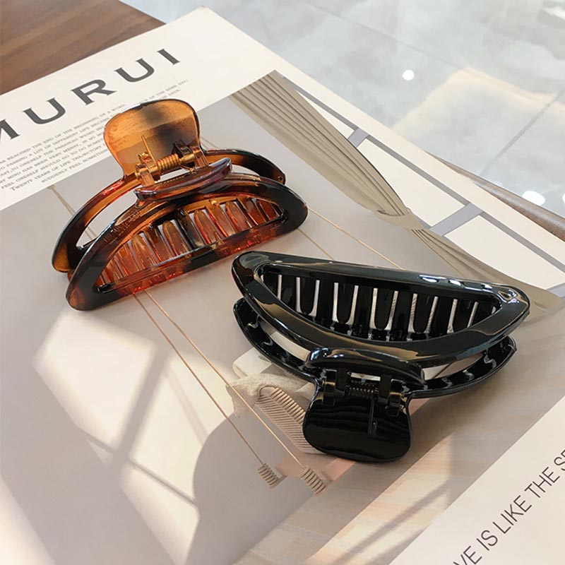 Fan Shape Hollow Elegant Transparent Hair Crab Women Hair Accessories Girls Hairpins Claw Clips Ladies Ornaments Barrettes
Fan Shape Hollow Elegant Transparent Hair Crab Women Hair Accessories Girls Hairpins Claw Clips Ladies Ornaments Barrettes