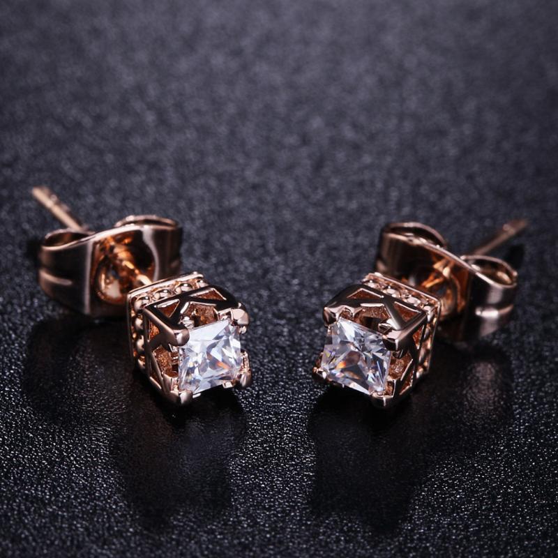 Classic 4 Stud Earring For Women Crown Crystal Rose Gold Color Cubic Zircon Party Daily Fashion Jewelry E448
Classic 4 Stud Earring For Women Crown Crystal Rose Gold Color Cubic Zircon Party Daily Fashion Jewelry E448