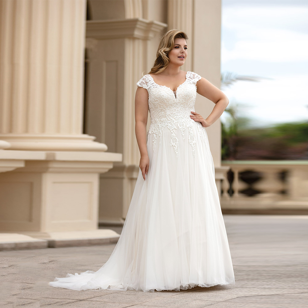Amazing Wedding Dress Plus Size New Arrival V neck Cap Sleeve A Line Wedding Gowns Tulle Lace Applique Robe De Mariee Gown, White
Amazing Wedding Dress Plus Size New Arrival V neck Cap Sleeve A Line Wedding Gowns Tulle Lace Applique Robe De Mariee Gown, White