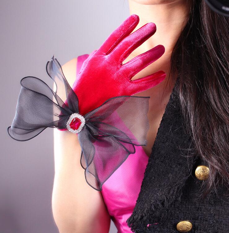 Women'a fashion black velvet touch screen big mesh bow glove lady's club performance formal party elastic driving glove R1959
Women'a fashion black velvet touch screen big mesh bow glove lady's club performance formal party elastic driving glove R1959