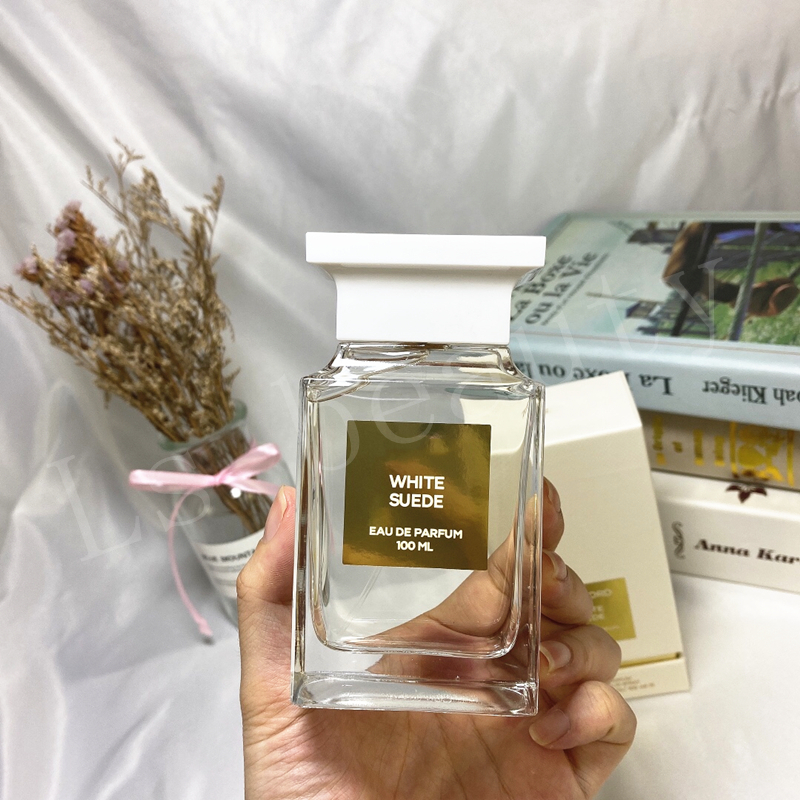 Highend women perfume white suede elegant fresh fragrance type female longlasting brand EDT100ML free delivery
Highend women perfume white suede elegant fresh fragrance type female longlasting brand EDT100ML free delivery
