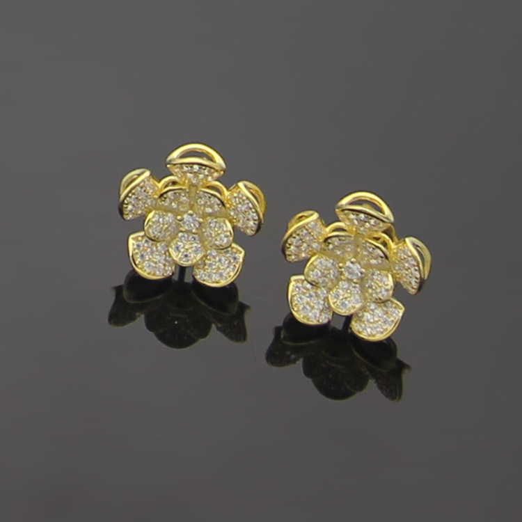 Europe America Style Lady Women Titanium Steel Engraved B Initials Full Diamond Flower Stud Earrings 3 Color