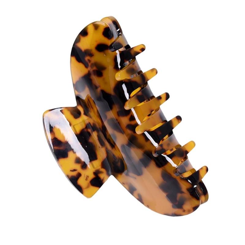 Leopard Hairdress For Women Scrub Plastic Hair Claw Clips Butterfly Crab For Hair Large Size Clamps Hairpin Accessories
Leopard Hairdress For Women Scrub Plastic Hair Claw Clips Butterfly Crab For Hair Large Size Clamps Hairpin Accessories
