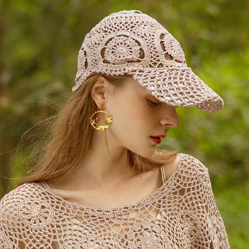 B-7953 Adult Hand-Woven Knitting Hats Female Breathable Slimming Casquette Hat Fashion Retro Baseball Cap Adjustable, White
B-7953 Adult Hand-Woven Knitting Hats Female Breathable Slimming Casquette Hat Fashion Retro Baseball Cap Adjustable, White