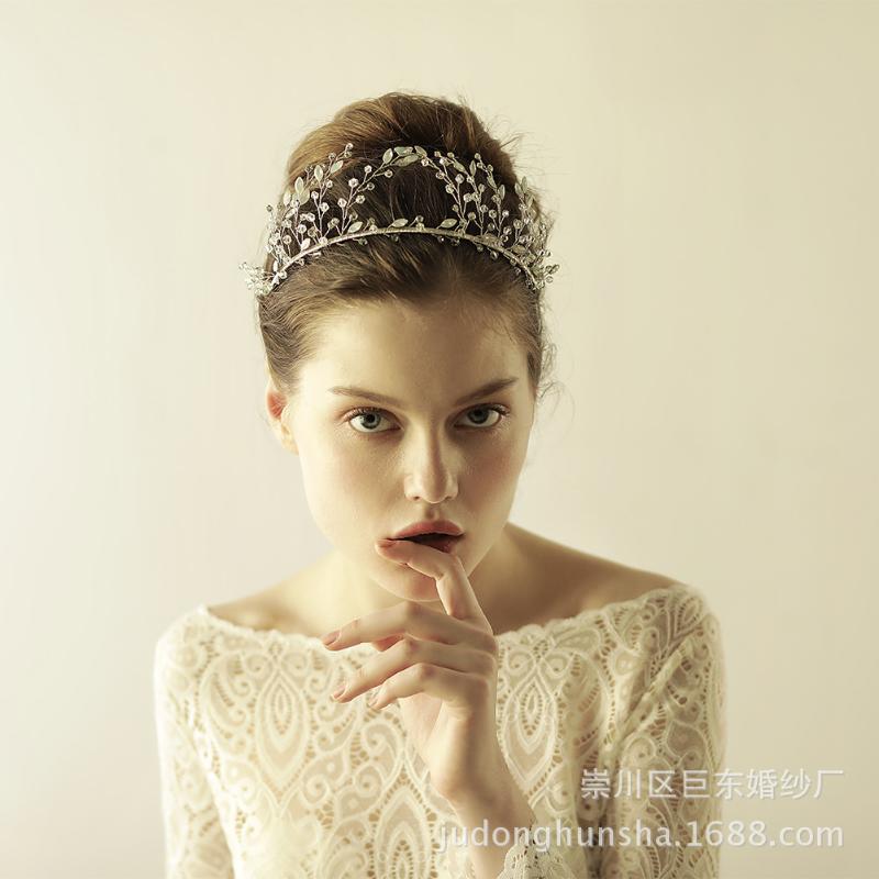 New Princess Bridal Tiara Crown Wedding Hair Headpiece Crystal Hair Accessories Bride Jewelry
New Princess Bridal Tiara Crown Wedding Hair Headpiece Crystal Hair Accessories Bride Jewelry