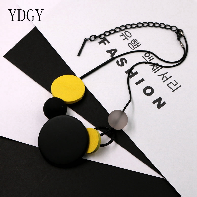 Large Wooden Bead Necklace Long Simple High Quality Personality Woman Cheap Round Pendant Necklace Fashion Jewelry Accessories
Large Wooden Bead Necklace Long Simple High Quality Personality Woman Cheap Round Pendant Necklace Fashion Jewelry Accessories