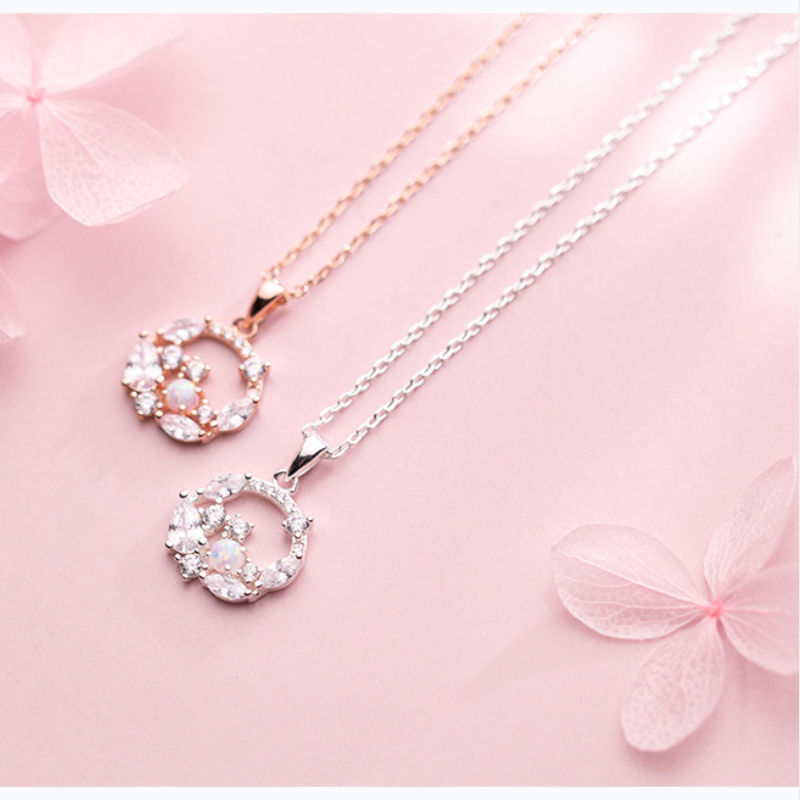 Korean 925 sterling silver necklaces Opal wreath Clear Zircon pendant necklaces for women engagement weddings bridal jewelry
Korean 925 sterling silver necklaces Opal wreath Clear Zircon pendant necklaces for women engagement weddings bridal jewelry