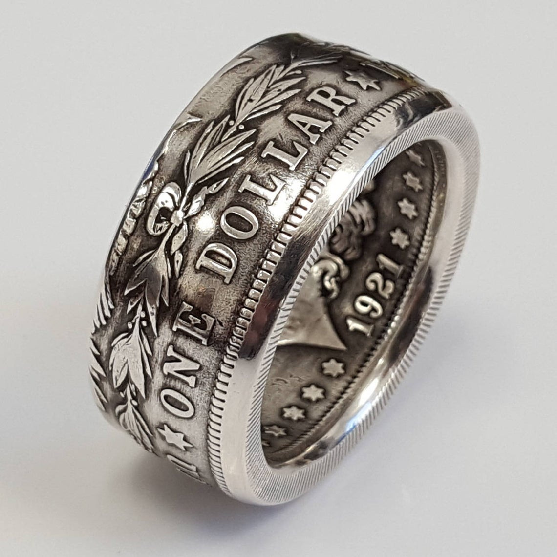 Vintage Unisex Band Finger Rings Silver Plated Letter Fashion Hip Hop Punk Women Men Jewelry Rings Accessories
Vintage Unisex Band Finger Rings Silver Plated Letter Fashion Hip Hop Punk Women Men Jewelry Rings Accessories