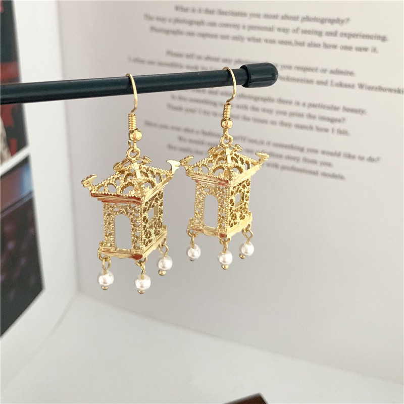 Ink Pavilions, Restoring Ancient Ways The Niche Earrings Earrings Personality Woman Push-back Zinc Alloy Metal Round
Ink Pavilions, Restoring Ancient Ways The Niche Earrings Earrings Personality Woman Push-back Zinc Alloy Metal Round