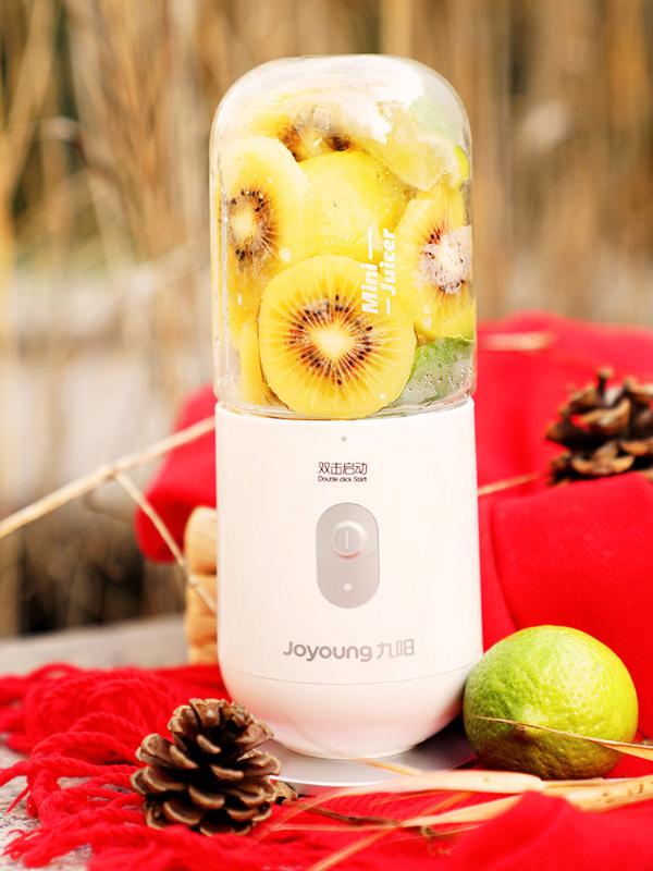 Joyoung Portable USB Multi Mini Blenders 350ML with 1500mAh Bank Power Mini Juicers Fruit Juice Maker Machine
Joyoung Portable USB Multi Mini Blenders 350ML with 1500mAh Bank Power Mini Juicers Fruit Juice Maker Machine