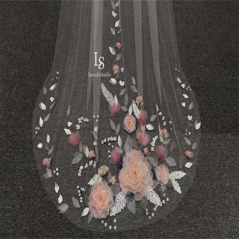 Newest Chic Wedding Veils Hand Made Flower Hot Sale Long Veils Lace Applique One Layer Cathedral Length Cheap Bridal Veil