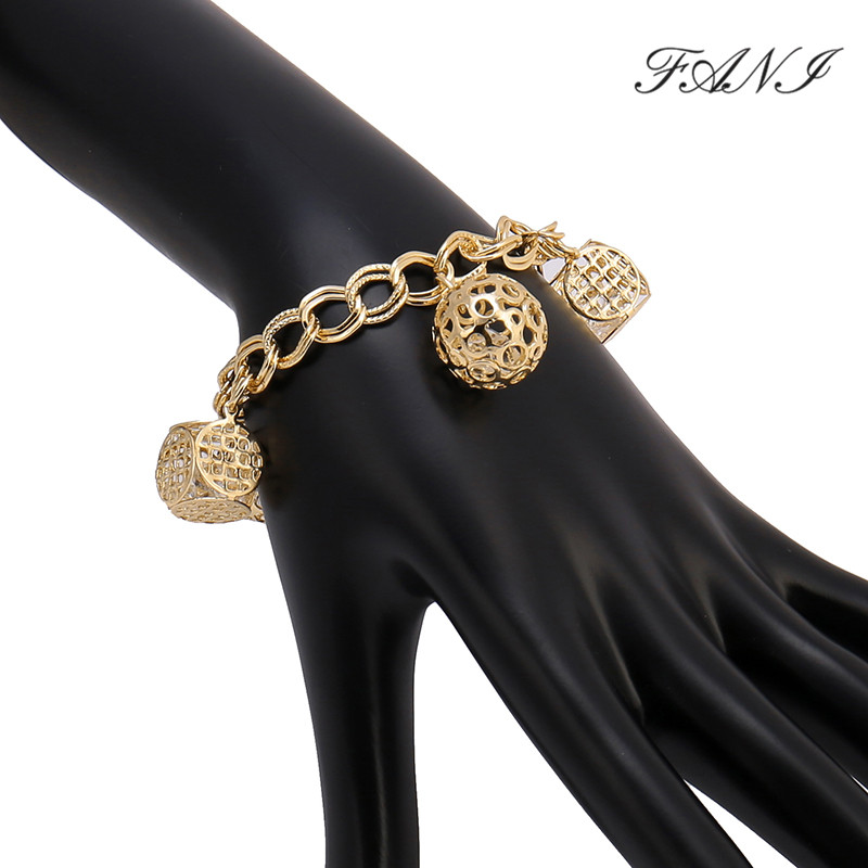 Fani 2020 Fashion Jewelry Gold Chain Jewelry Heart Pendant Multilayer bracelet factory price wholesales bracelets & bangles
Fani 2020 Fashion Jewelry Gold Chain Jewelry Heart Pendant Multilayer bracelet factory price wholesales bracelets & bangles