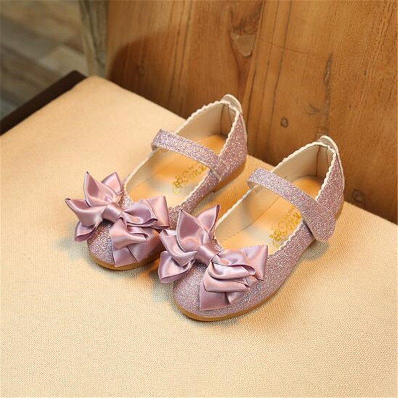 Autumn New Children's Princess Shoes Girls Single Loafers Bright Leather Bow Flat Heel Shoes, Pink
Autumn New Children's Princess Shoes Girls Single Loafers Bright Leather Bow Flat Heel Shoes, Pink