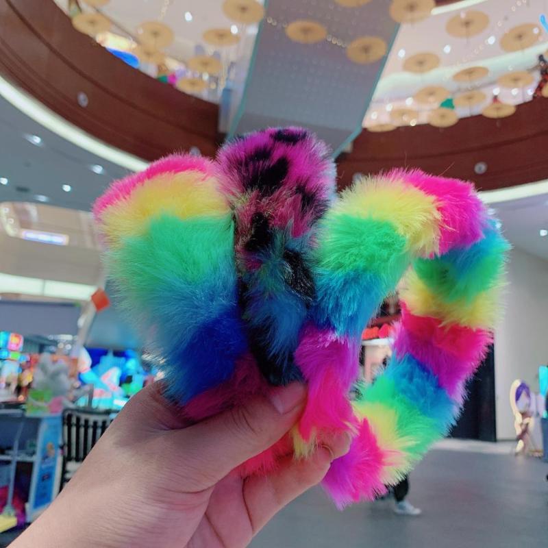 Free shipping Fashion women korea style rainbow Plush headband color girl's hairband lady's hair accessories
Free shipping Fashion women korea style rainbow Plush headband color girl's hairband lady's hair accessories