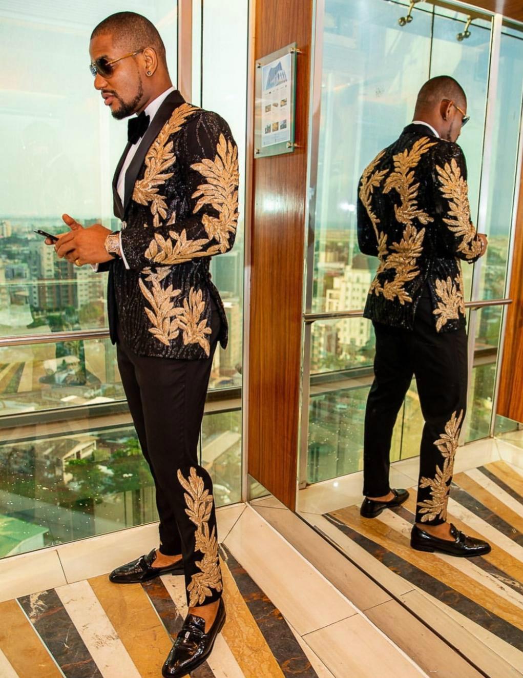 Black Mens Two Pieces Sequins Embroidery Wedding Grooms Tuxedos Custom Made One Button Formal Prom Suit Jacket And Pants