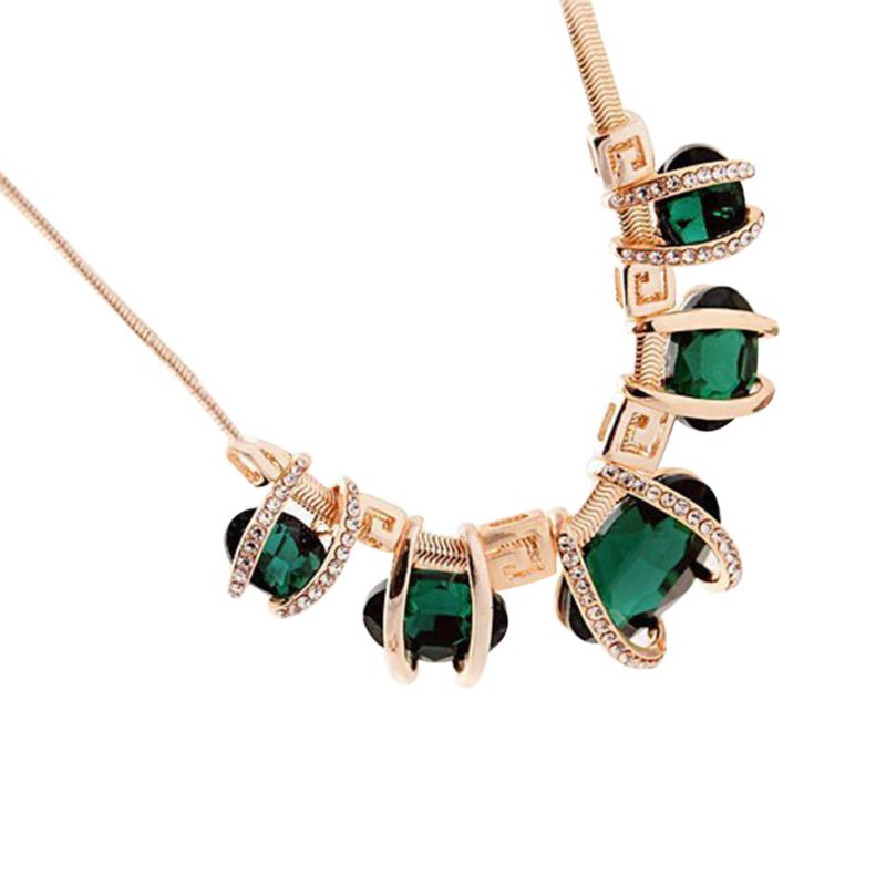 Big Green Crystal Pendant Necklace Gold Choker Statement Bib Necklace Women Fashion Jewelry bijoux femme collares
Big Green Crystal Pendant Necklace Gold Choker Statement Bib Necklace Women Fashion Jewelry bijoux femme collares