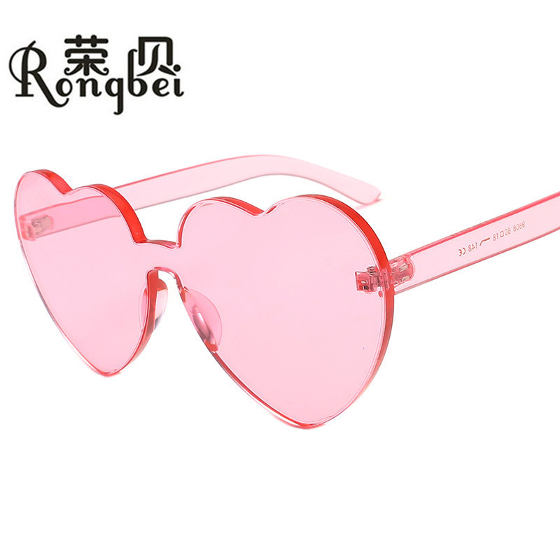 PC frame adult Sunglasses peach heart fashion street photo glasses outdoor cool decoration accessories mirror 9808
PC frame adult Sunglasses peach heart fashion street photo glasses outdoor cool decoration accessories mirror 9808