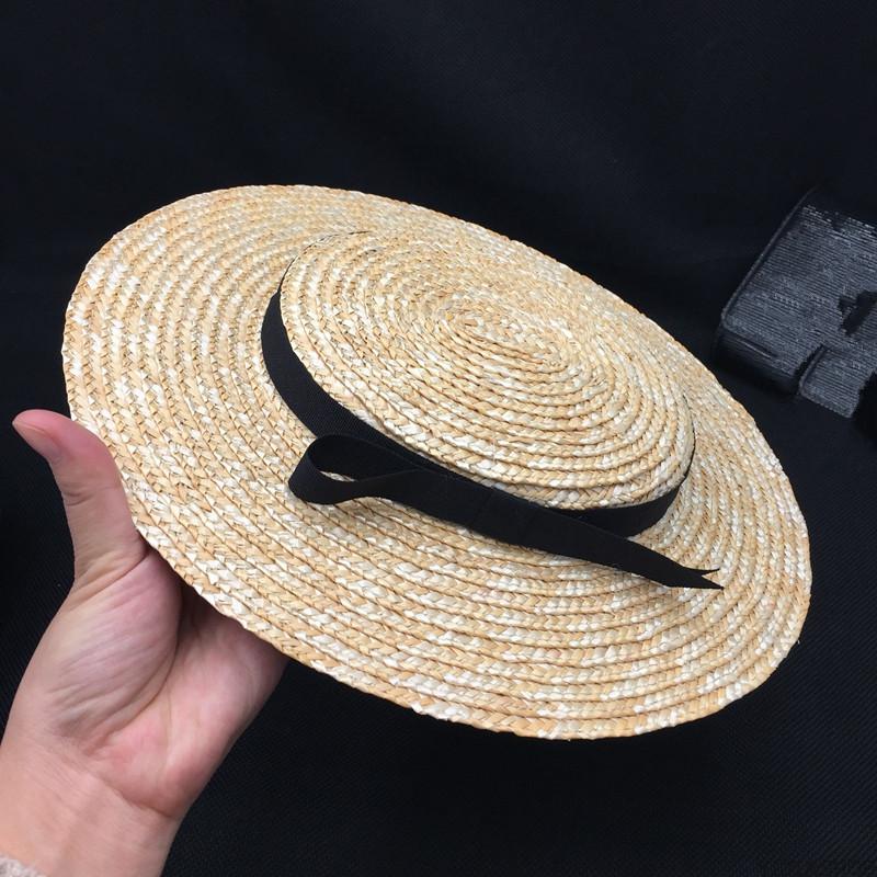 New Elegant and fashionable straw hat children's French aristocratic bow straw hat stage, Khaki
New Elegant and fashionable straw hat children's French aristocratic bow straw hat stage, Khaki