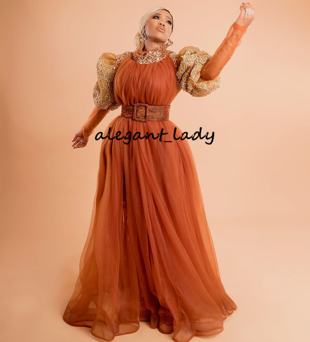 Caramel High Neck Evening Formal Dresses 2021 Luxury Crystal Beaded African Long Sleeve Plus Size Prom Gown Robes De Soirée