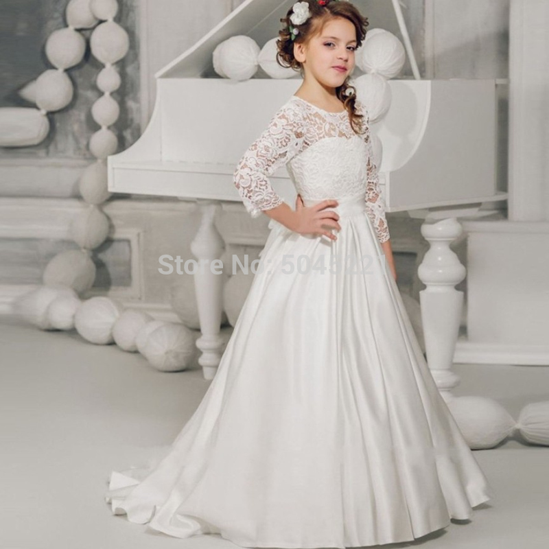 White First Communion Dresses with Long Sleeves Lace Satin A Line First Communion Backless Girls for Wedding Party Dresses
White First Communion Dresses with Long Sleeves Lace Satin A Line First Communion Backless Girls for Wedding Party Dresses
