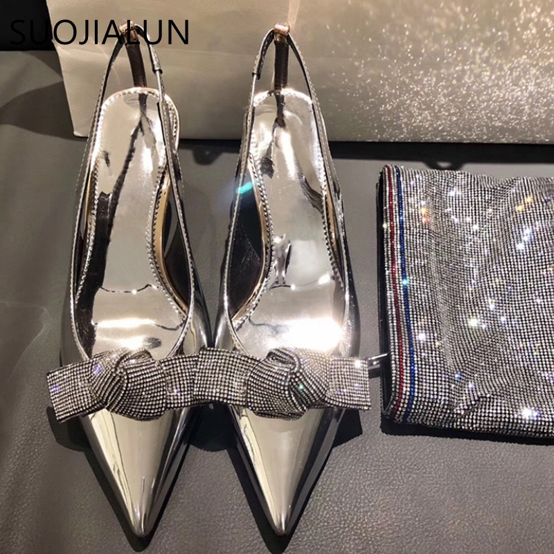 SUOJIALUN 2019 New Brand Women Sandal Women Bling Rhinestones Butterfly-knot Party Pump Shoes Elegant High Heel Wedding Shoes Y200620, Gold
SUOJIALUN 2019 New Brand Women Sandal Women Bling Rhinestones Butterfly-knot Party Pump Shoes Elegant High Heel Wedding Shoes Y200620, Gold