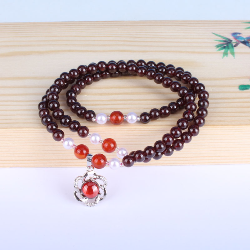 Natural Stone Wine Red Garnet Three Layer 4mm Beads Bracelets For Women Ladies Girls Crystal Charm Bracelet Dropshipping
Natural Stone Wine Red Garnet Three Layer 4mm Beads Bracelets For Women Ladies Girls Crystal Charm Bracelet Dropshipping