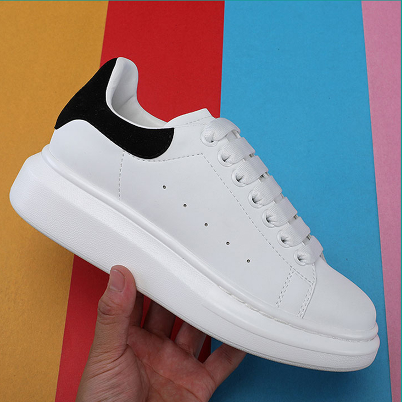 Nice black velvet Reflective laser blue orange platform shoes rainbow multi tail triple white Aqua red royal snakeskin men women sneaker, #35- 20 us dollars for box
Nice black velvet Reflective laser blue orange platform shoes rainbow multi tail triple white Aqua red royal snakeskin men women sneaker, #35- 20 us dollars for box
