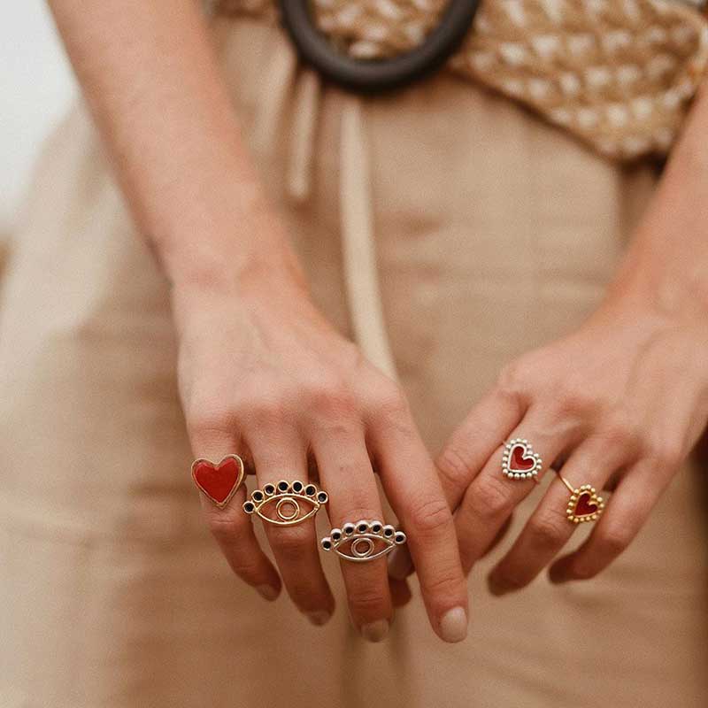 2020 New Minimalist Lovely Heart Hollow Evil Eye Rings For Women Lady's Gold Silver Color Heart Evil Eye Finger Ring
2020 New Minimalist Lovely Heart Hollow Evil Eye Rings For Women Lady's Gold Silver Color Heart Evil Eye Finger Ring