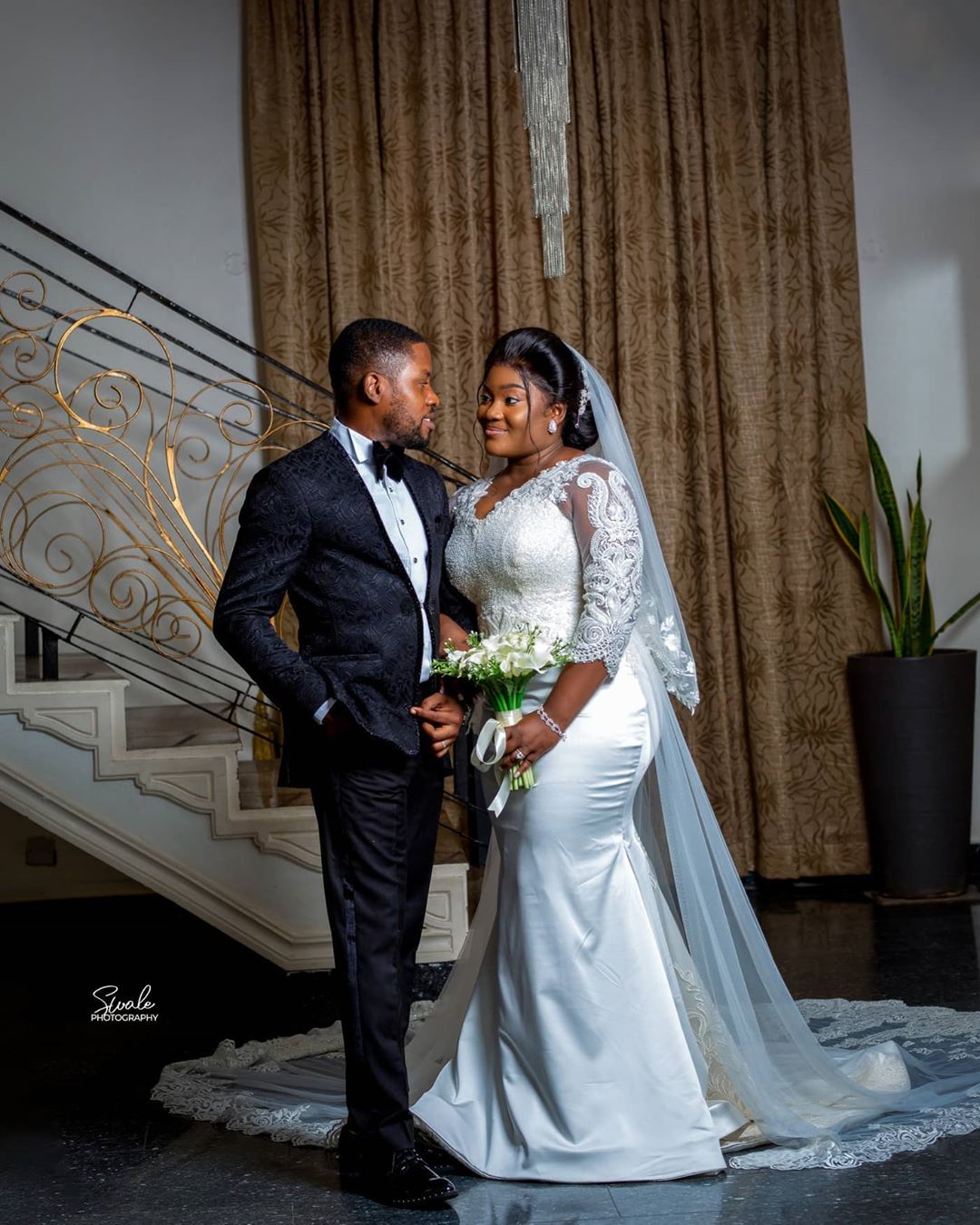 plus size arabic aso ebi beaded lace mermaid wedding dresses deep vneck bridal dresses vintage sexy wedding gowns zj953