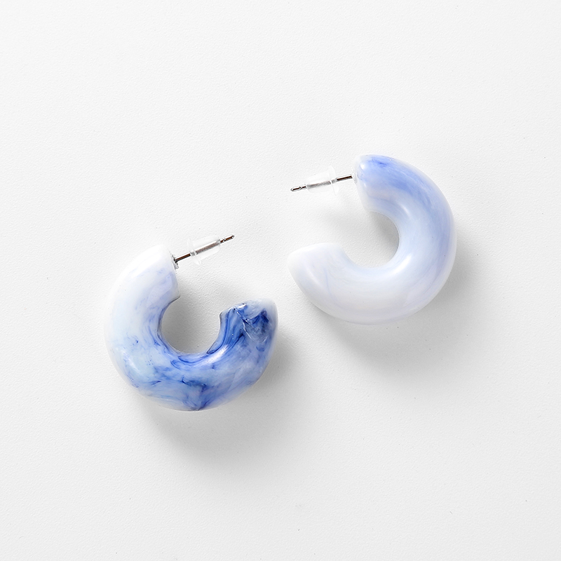 2020 New Brand Designer Acrylic Girls Earrings Round Stud Earrings For Women Elegant Geometric Jewelry pendientes mujer
2020 New Brand Designer Acrylic Girls Earrings Round Stud Earrings For Women Elegant Geometric Jewelry pendientes mujer