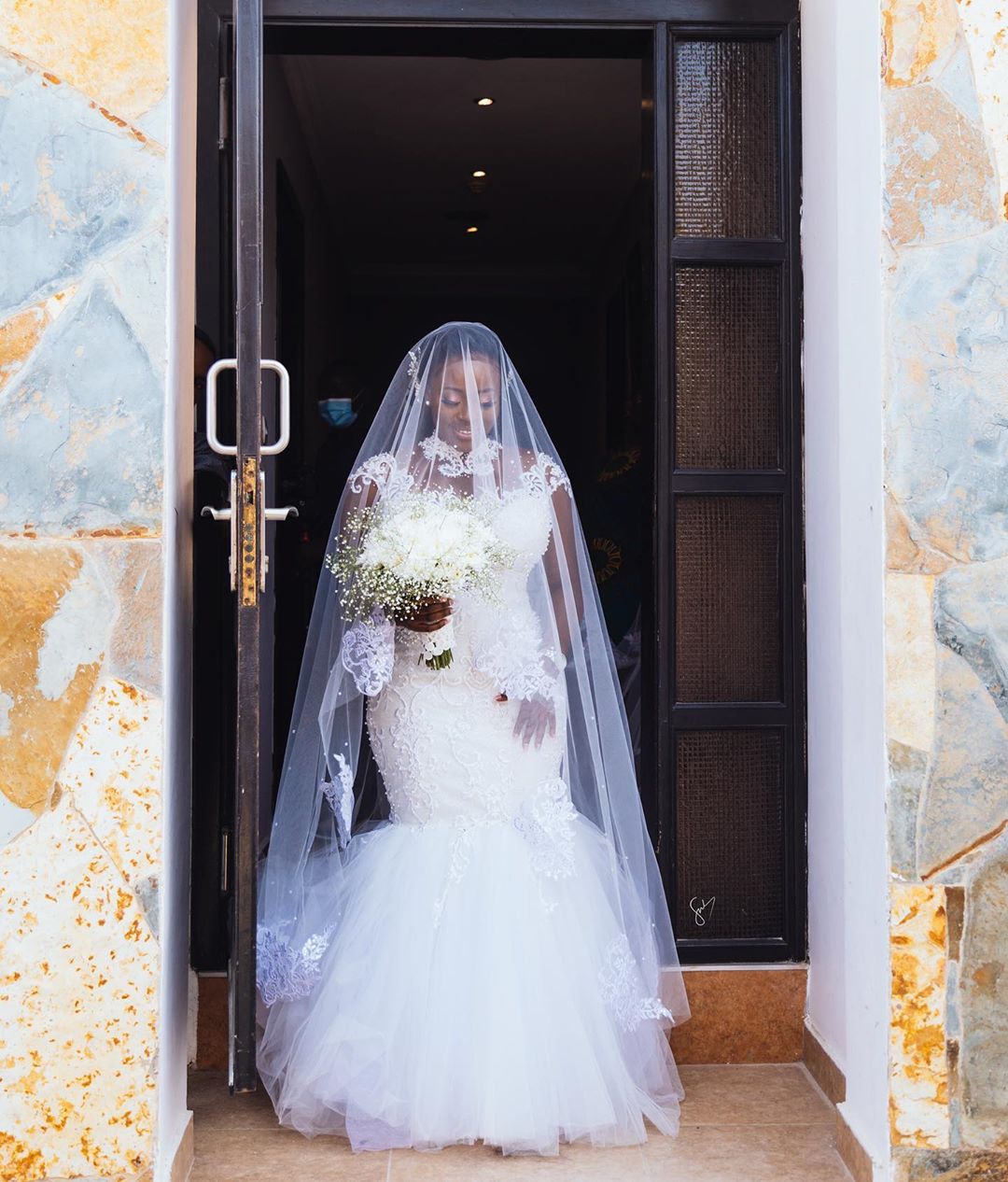 plus size arabic aso ebi lace beaded wedding dresses cap sleeves mermaid bridal dresses cheap vintage wedding gowns zj466